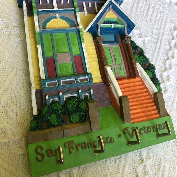 Vintage 3D San Francisco Victorian House Key Holder 8x5.75 Housewarming Gift - Picture 2 of 7